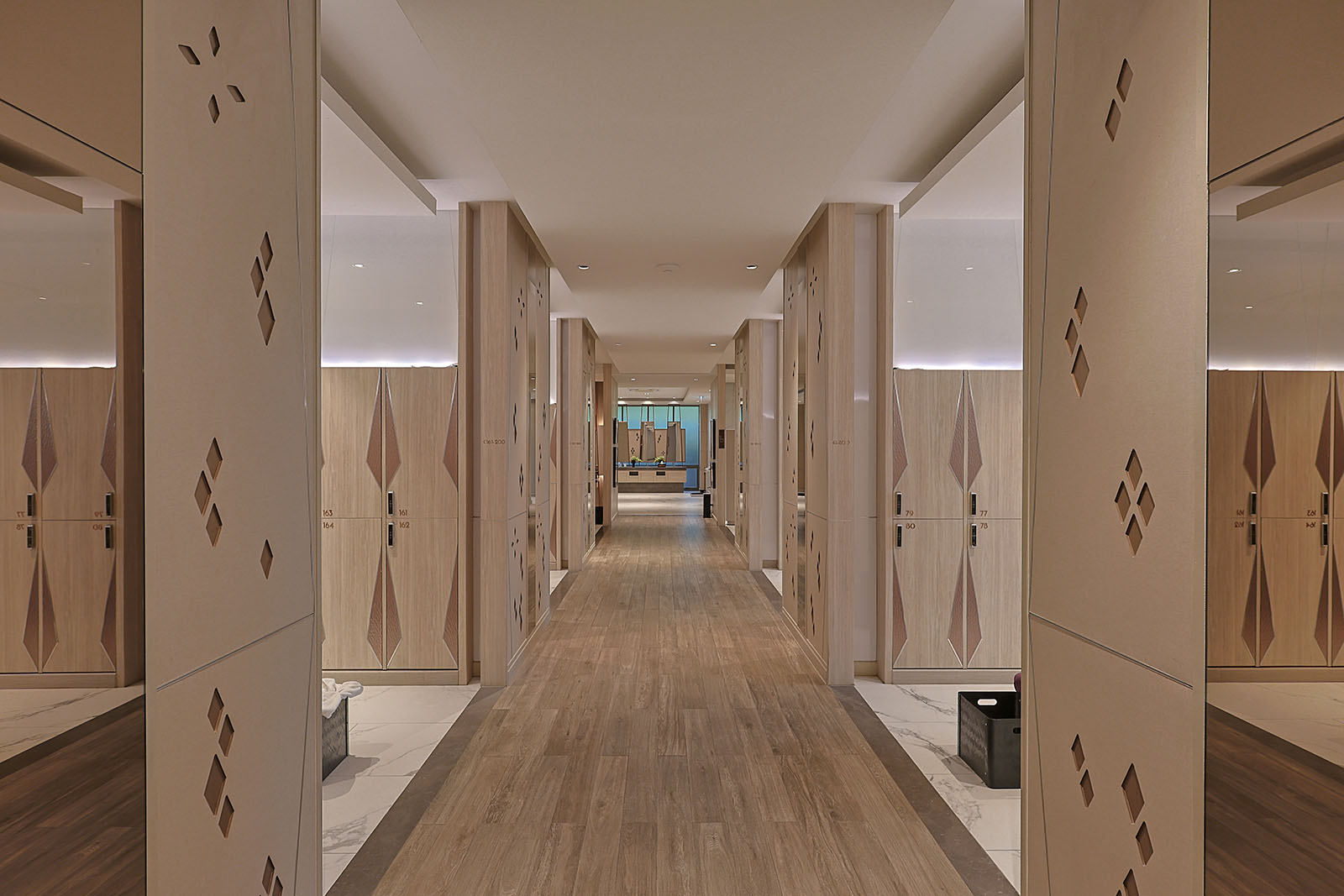 rolling_hills_clubhouses_2